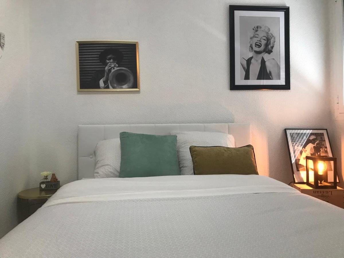 グルノーブルBrooklyn - Studio Moderne A 2 Pas Du Tram Aアパートメント エクステリア 写真